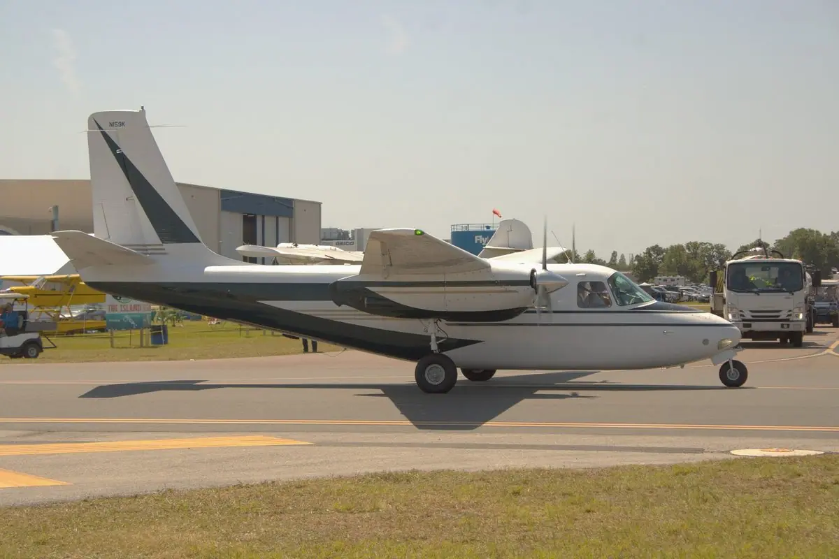 Aero Commander 500 / Shrike photo 3