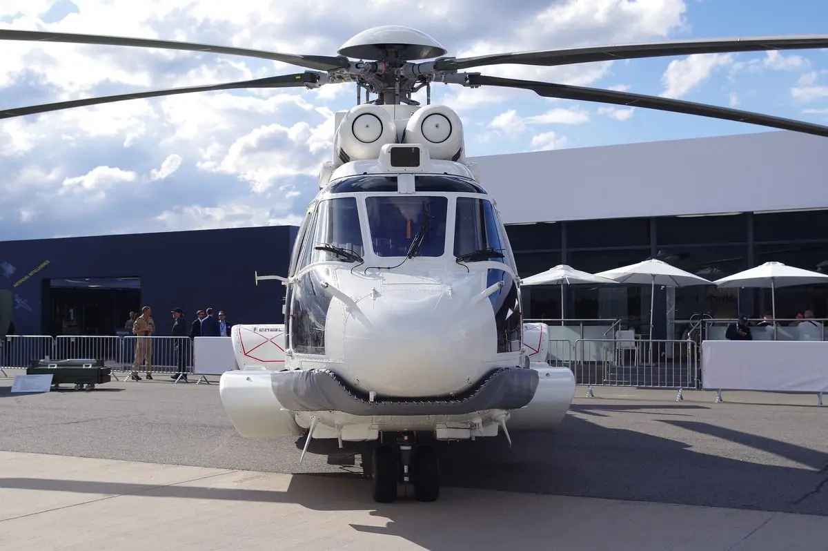 Airbus H225 / EC225 Super Puma photo 2