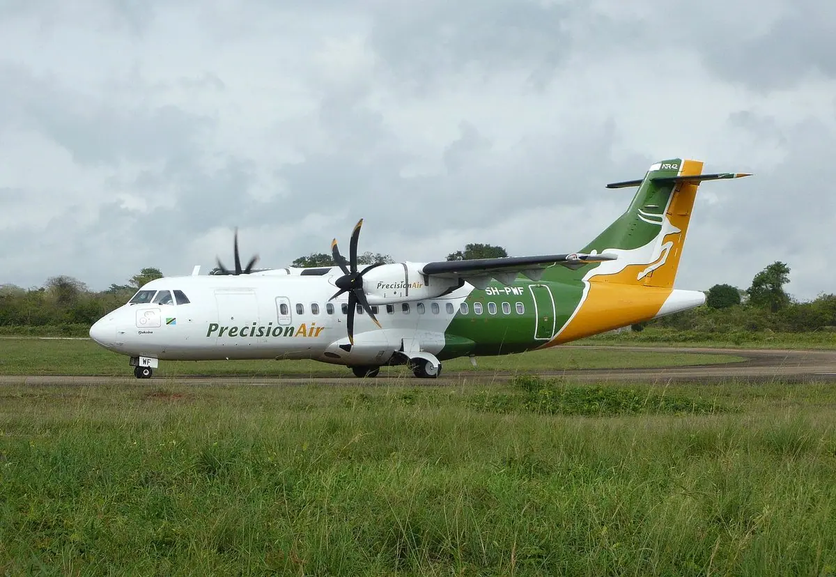 ATR 42 photo 3