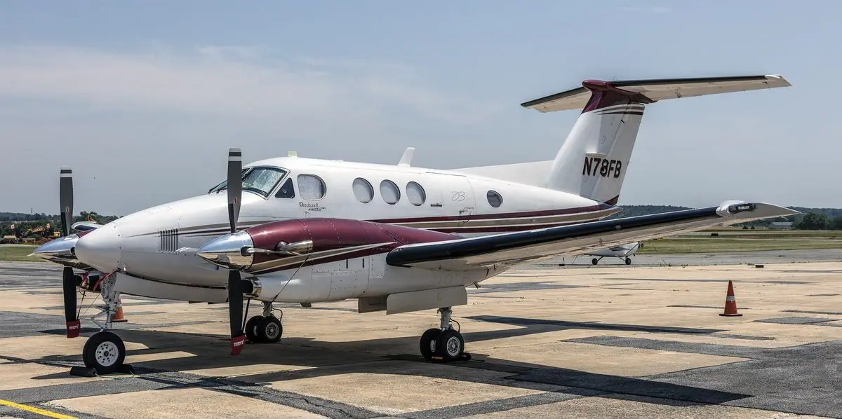 Beechcraft King Air C90 / E90 / F90 photo 3
