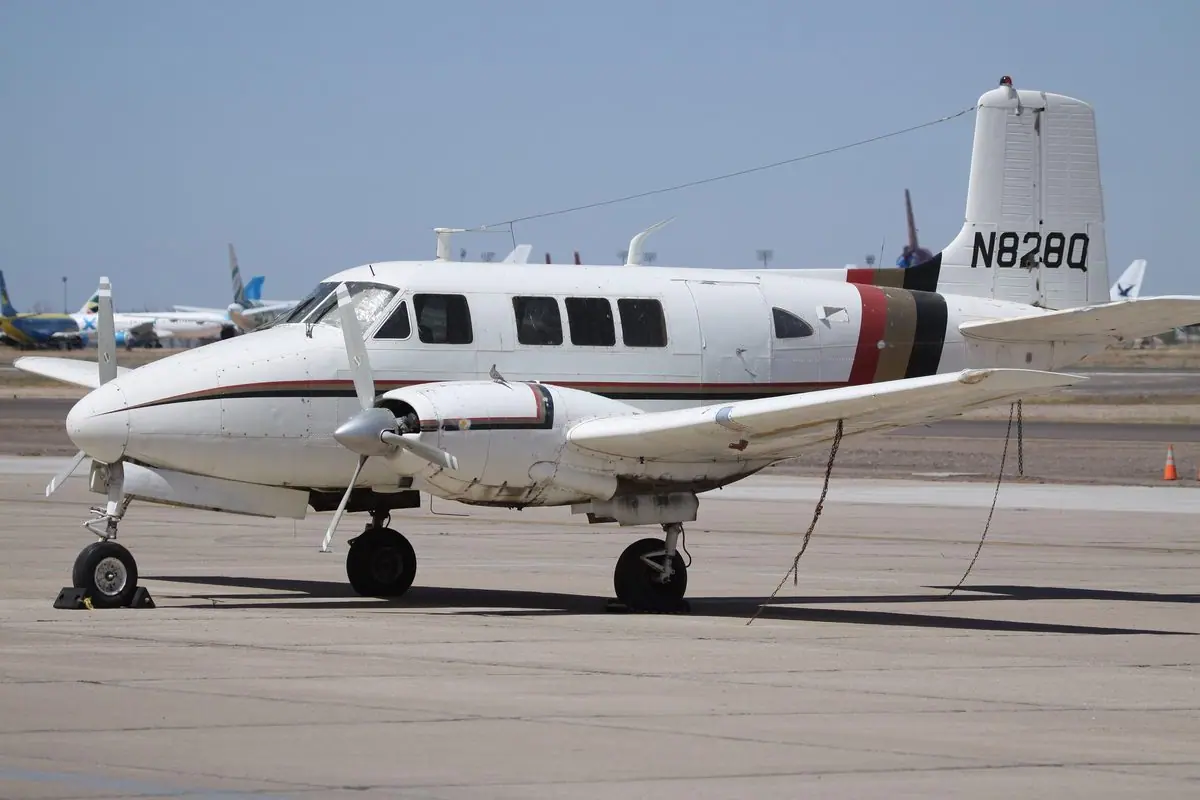 Beechcraft Queen Air photo 3