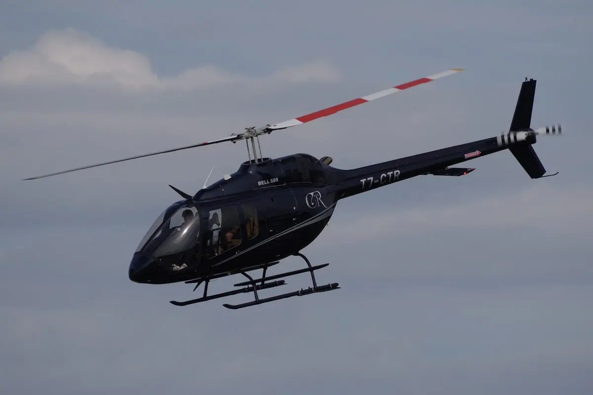 Bell 505 Jet Ranger X photo 2