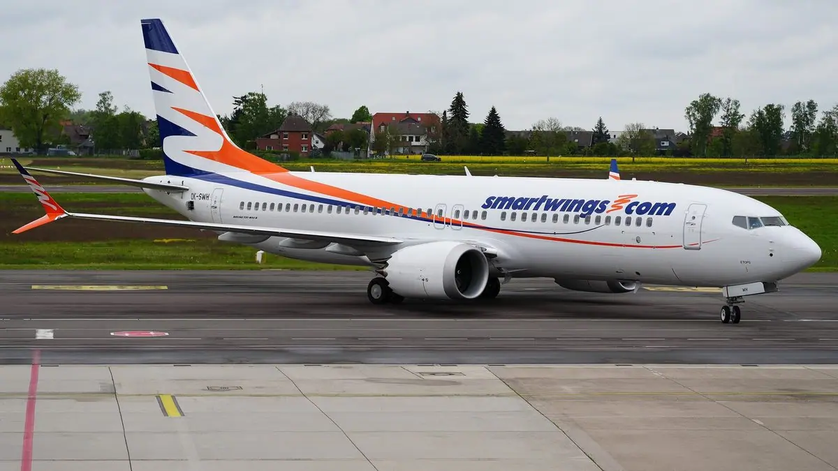 Boeing 737 MAX photo 2
