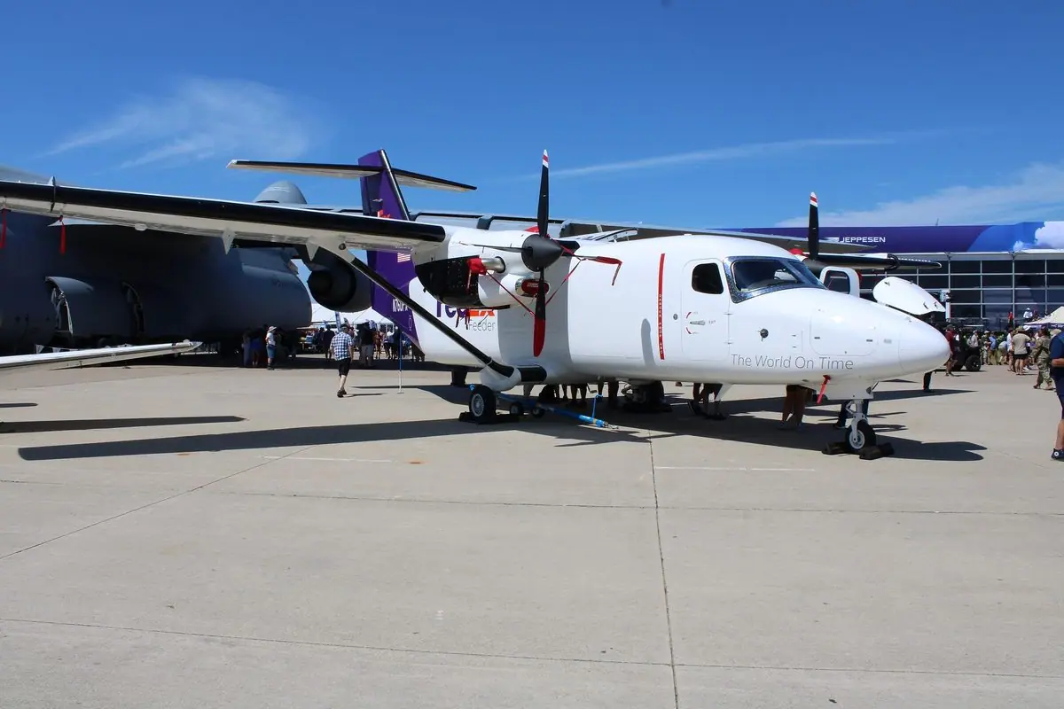 Cessna SkyCourier photo 2