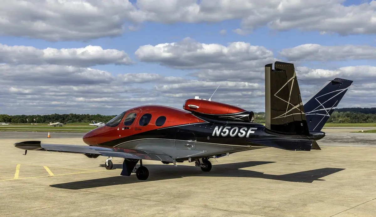 Cirrus Vision Jet SF50 photo 3
