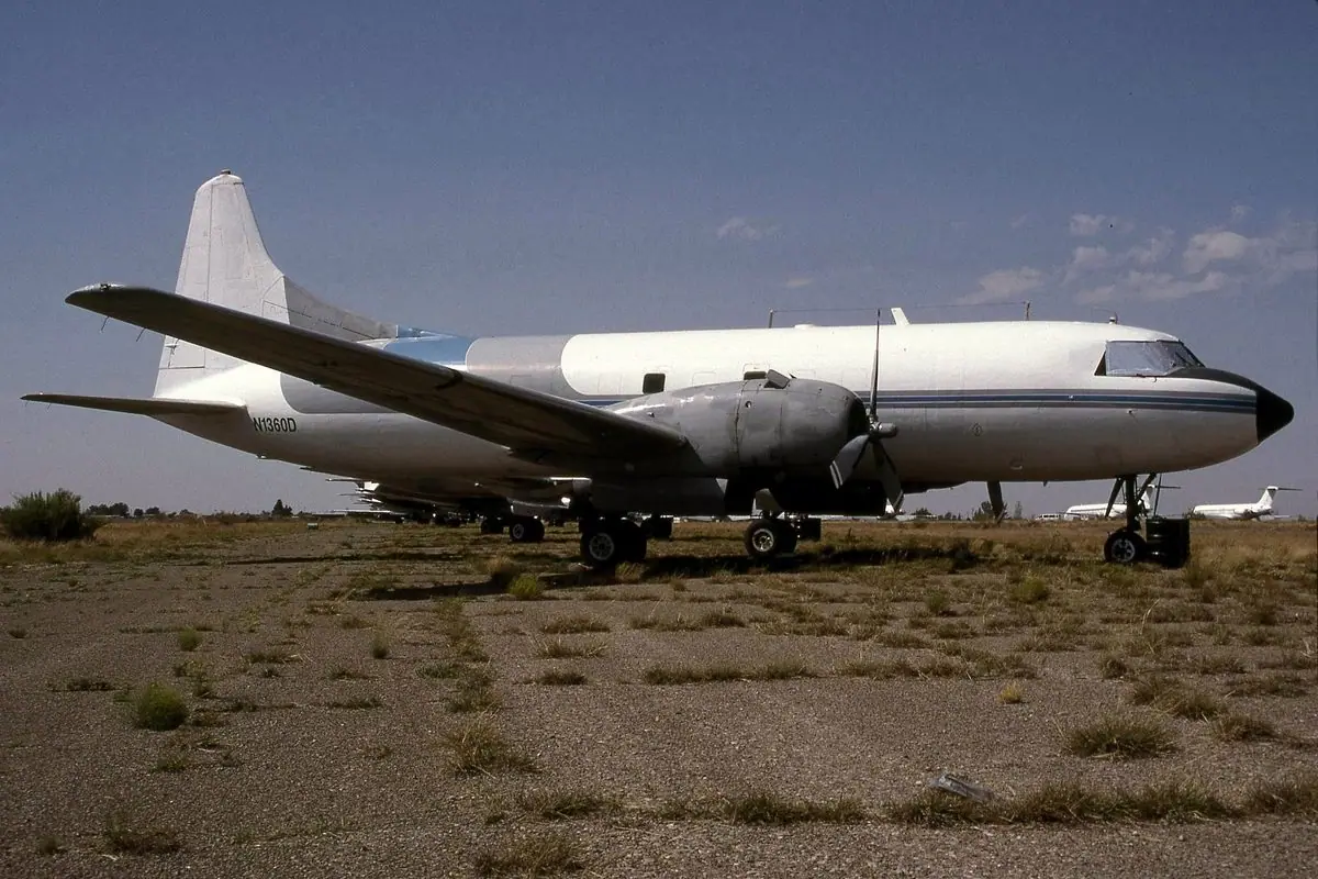 Convair 340 photo 2