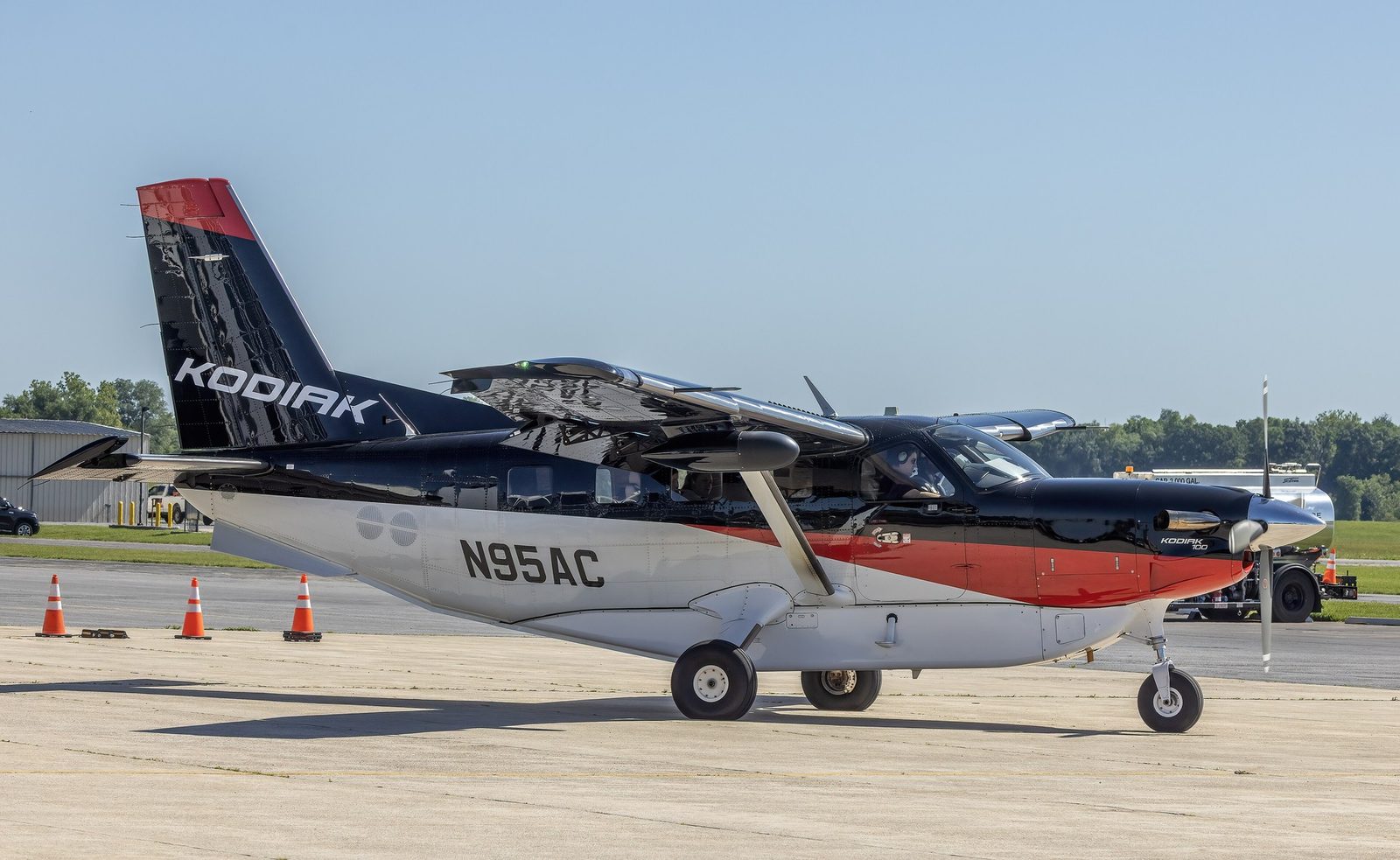 Daher Kodiak flown by PacJet