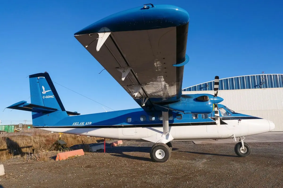 DHC-6 Twin Otter photo 3