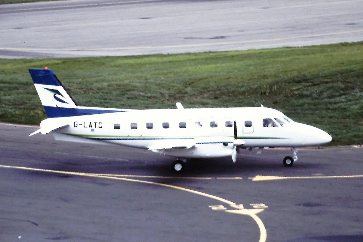 Embraer EMB 110 Bandeirante photo 3