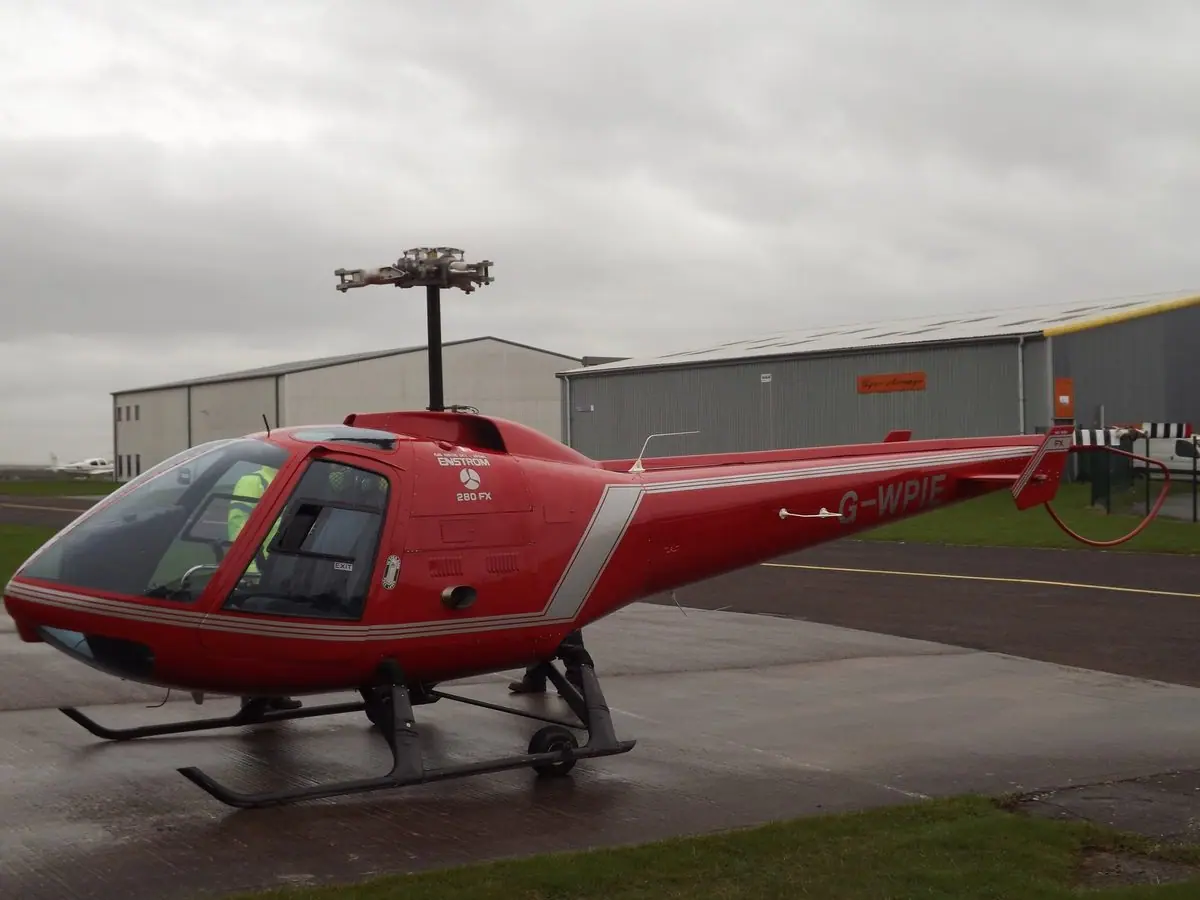Enstrom 280FX photo 2