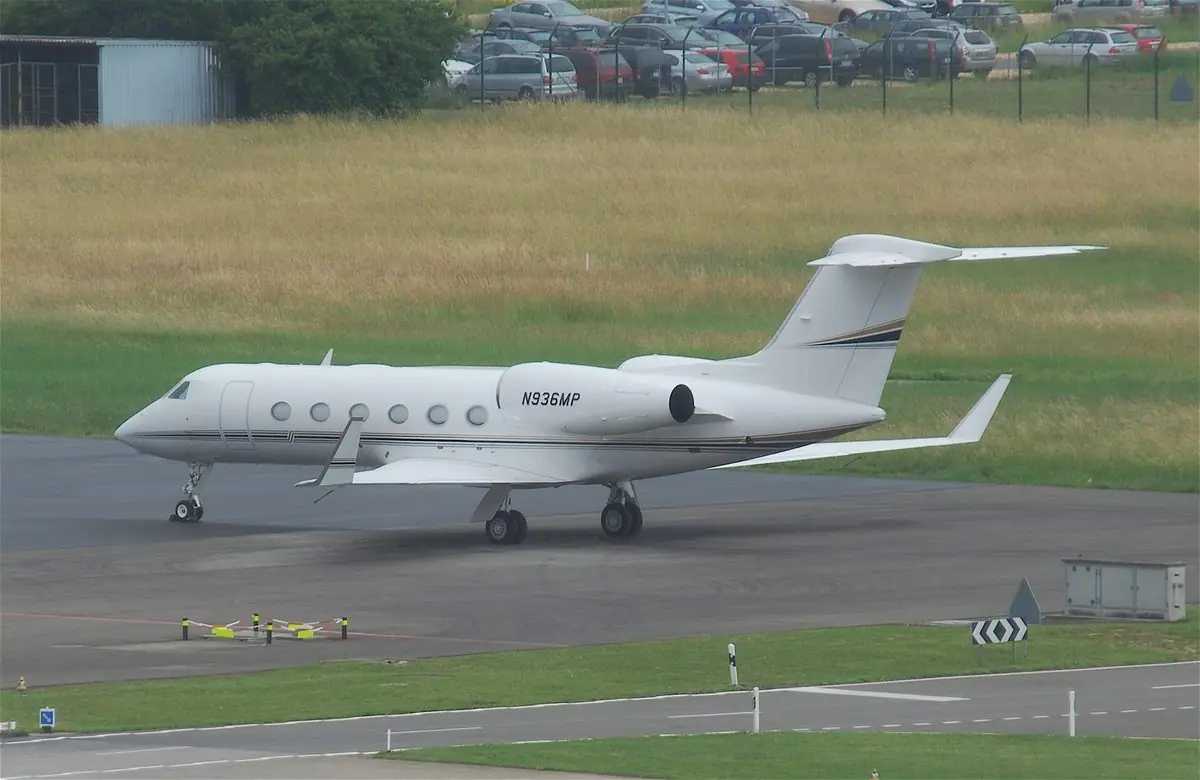 Gulfstream G450 / G350 photo 2