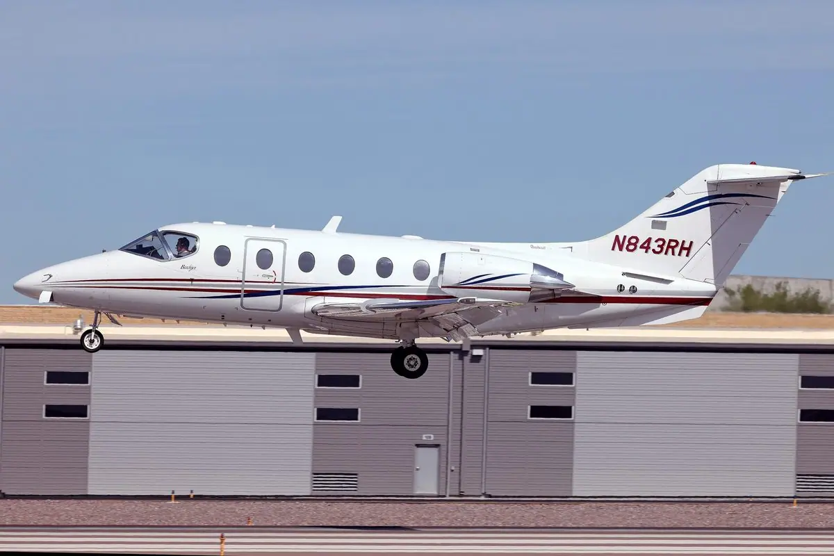 Beechjet 400A / Hawker 400XP photo 3