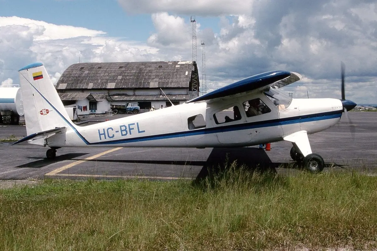 Helio Courier photo 2