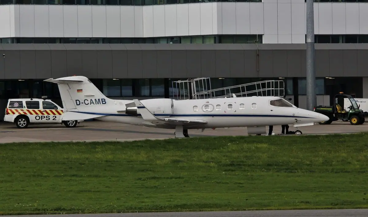 Learjet 31 photo 3