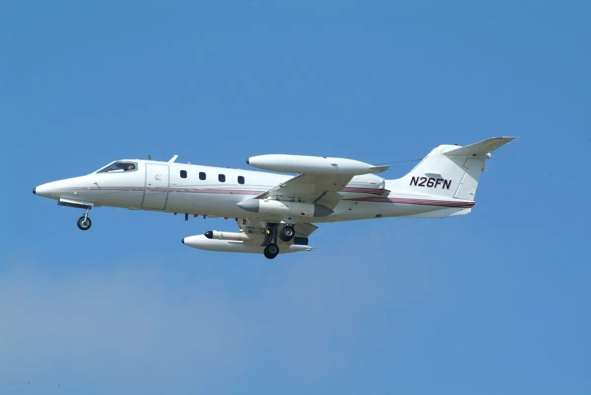 Learjet 36 photo 2