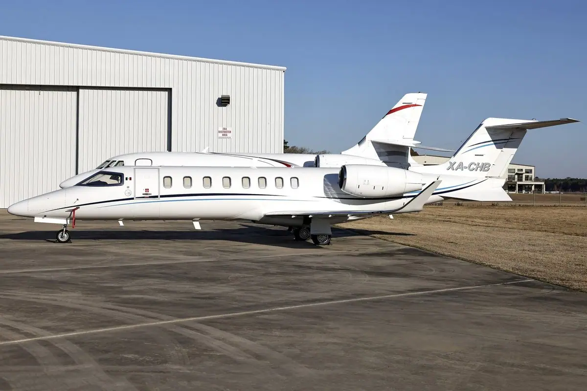 Learjet 75 photo 3