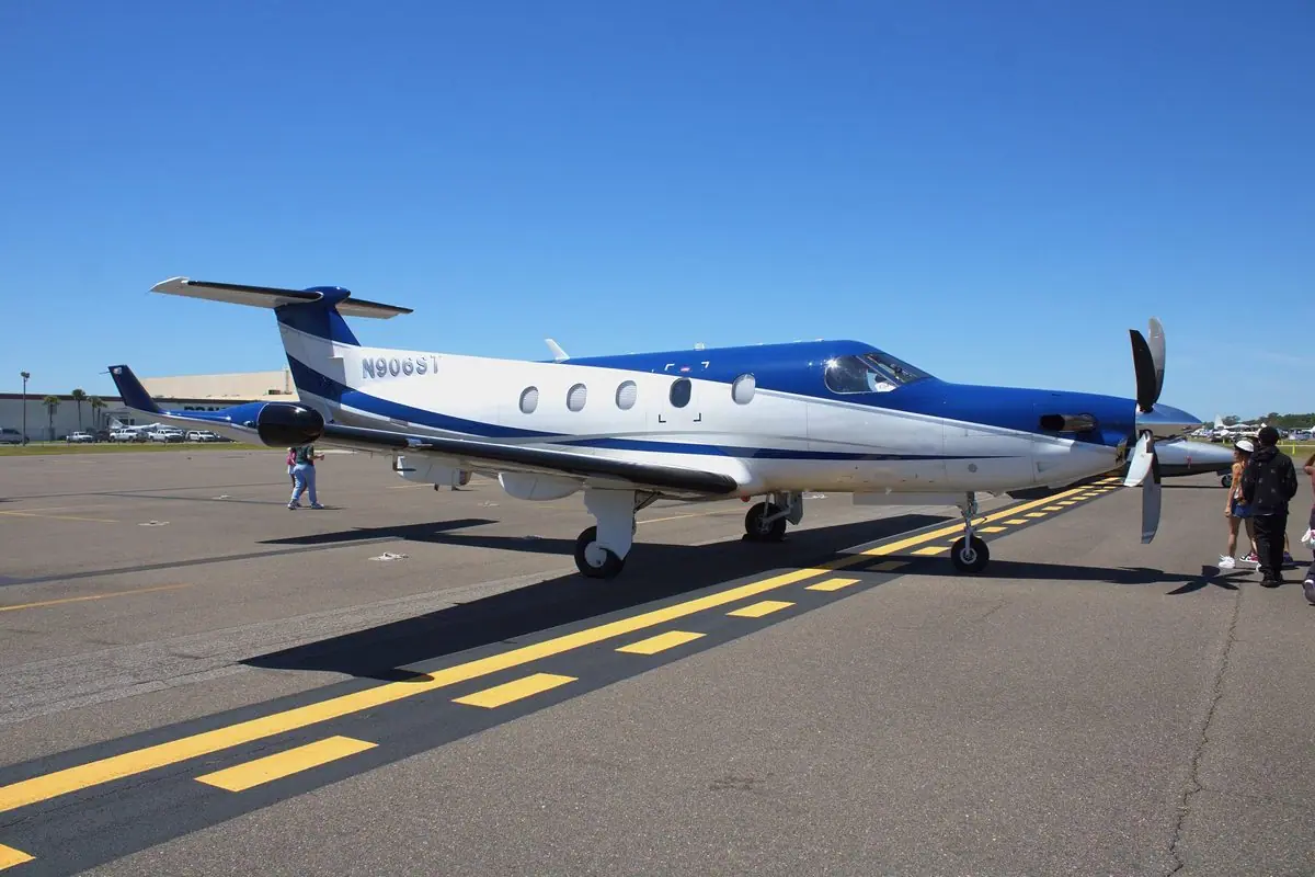 Pilatus PC-12 photo 2
