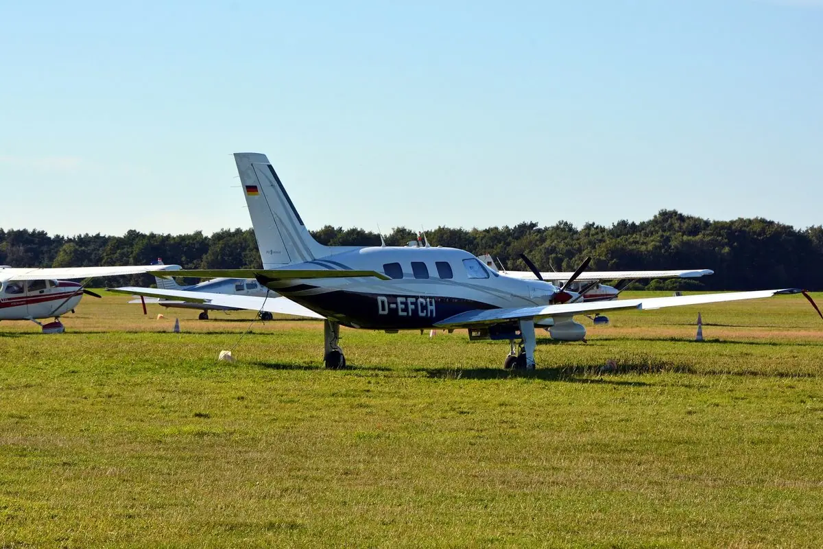 Piper Malibu / Mirage photo 3