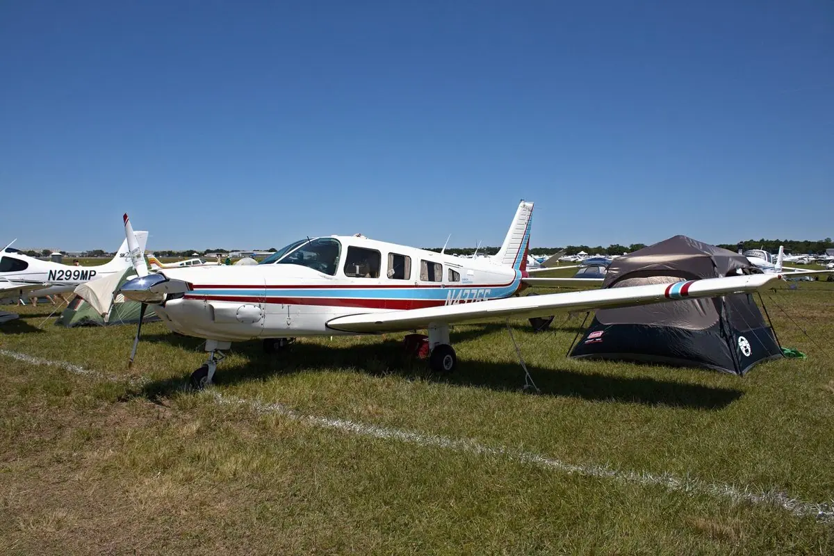 Piper Cherokee Six / Saratoga photo 2