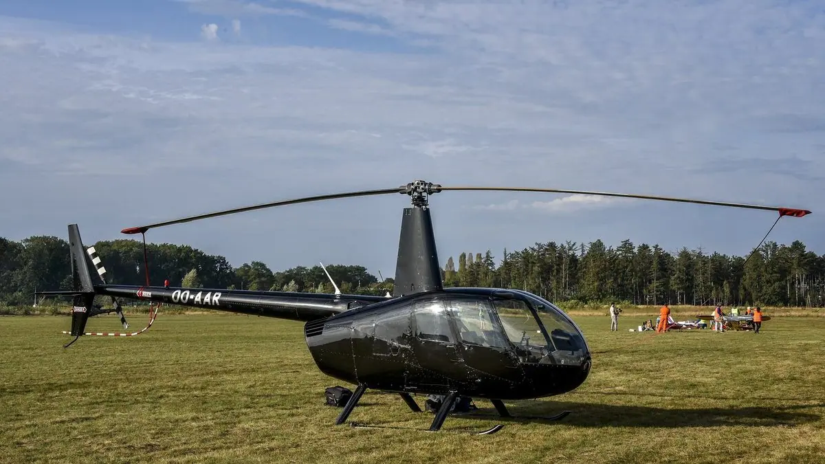 Robinson R44 photo 3