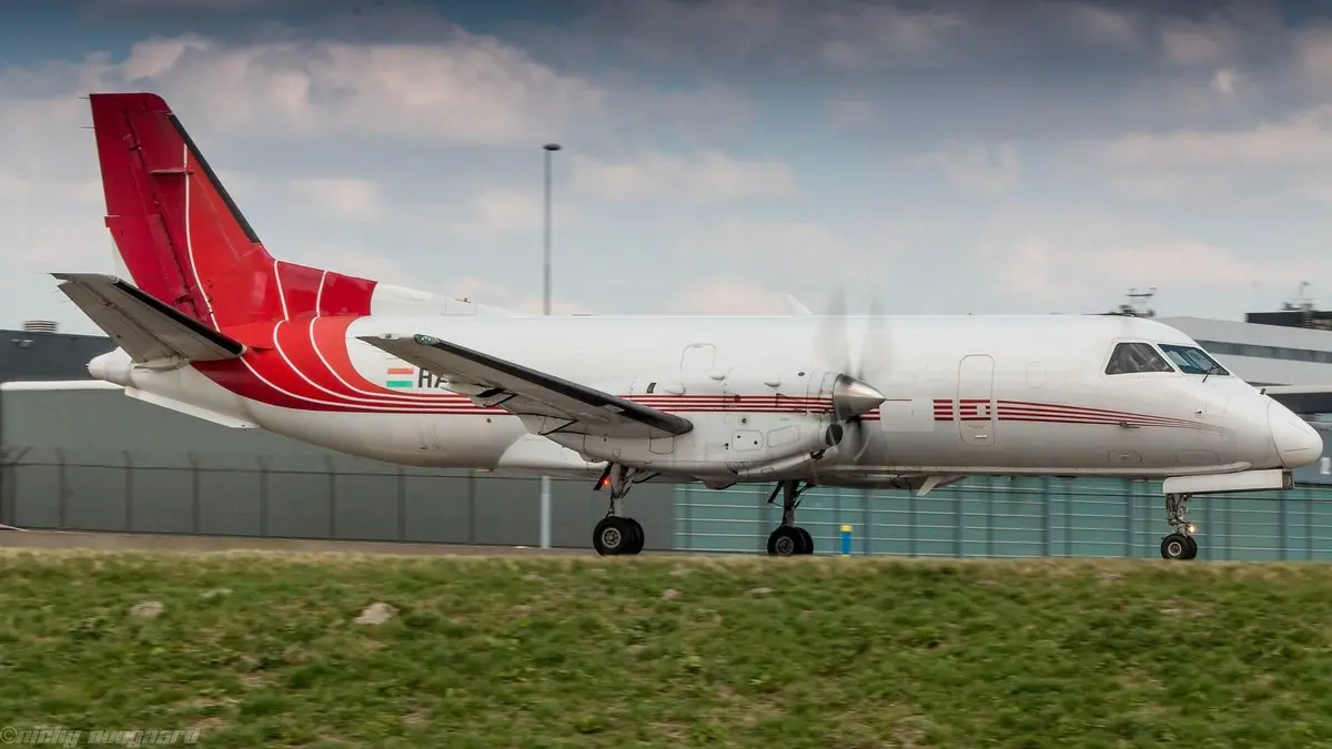 Saab 340 photo 2