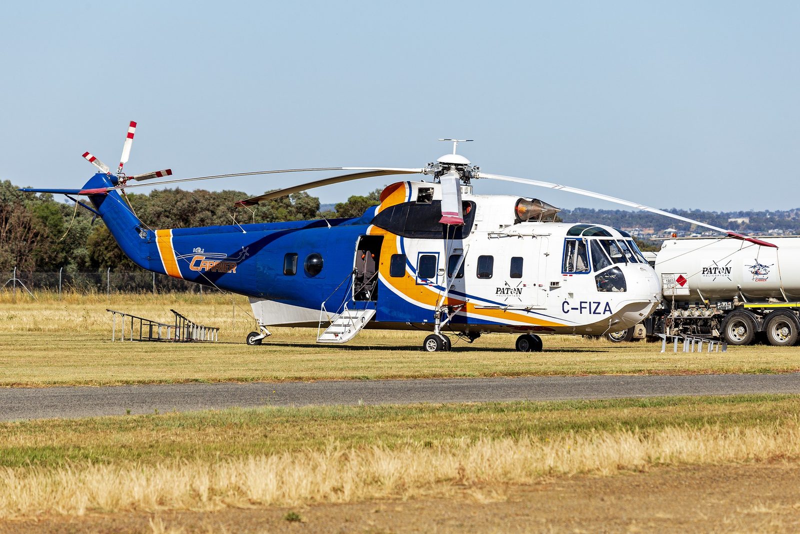 Sikorsky S-61 flown by VIH Helicopters