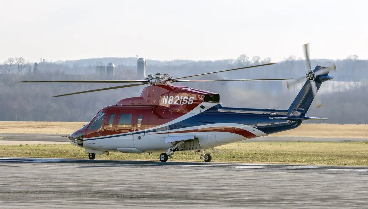 Sikorsky S-76 photo 3