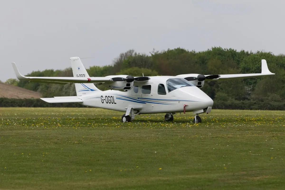 Tecnam P2006T photo 2