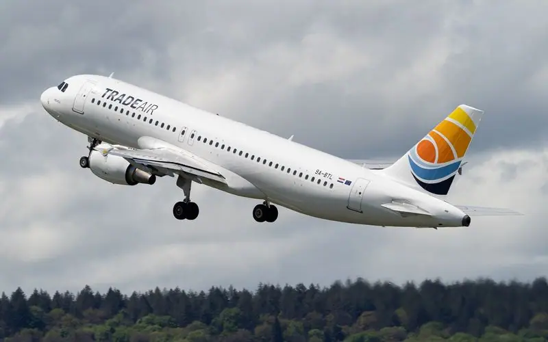 Airbus A320 airliner