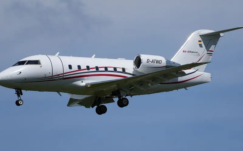 Bombardier Challenger 604 flown by NetJets Aviation
