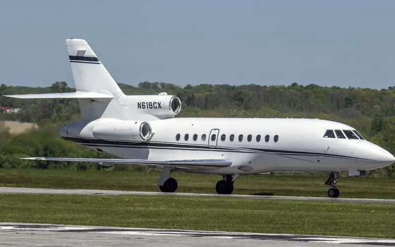 Dassault Falcon 900 private jet