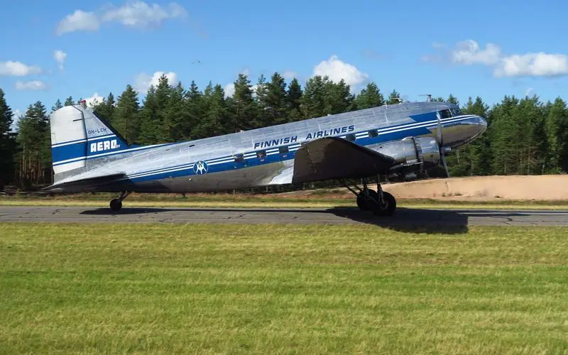 Douglas DC-3 airliner