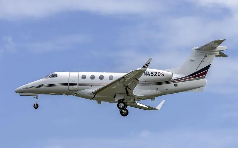 Embraer Phenom 300 private jet