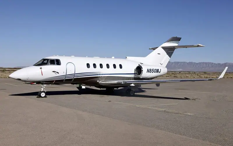 Hawker 800XP private jet