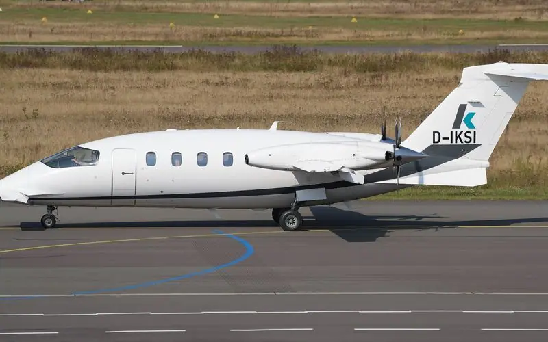 Piaggio P.180 Avanti turboprop