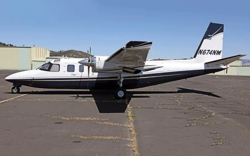 Twin Commander 690 turboprop